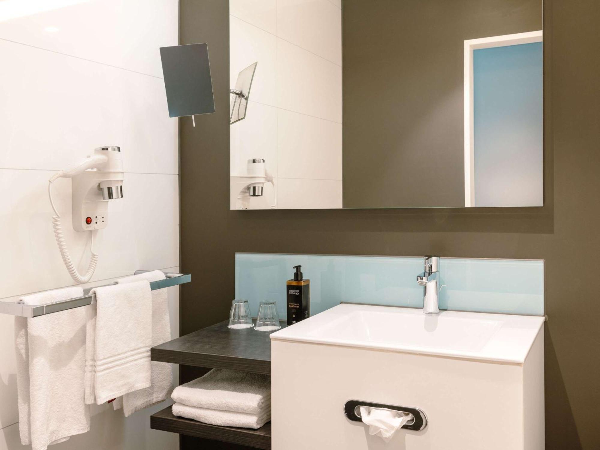 Mercure Centrum Hotel 4*